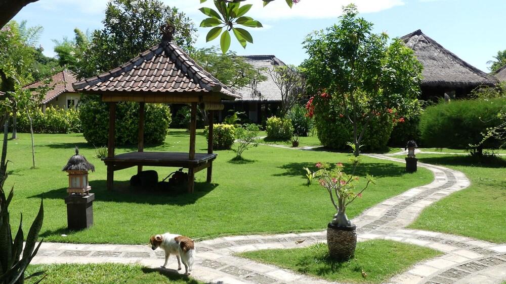 Sunia Loka Bungalows & Dive Center Pemuteran  Exterior photo